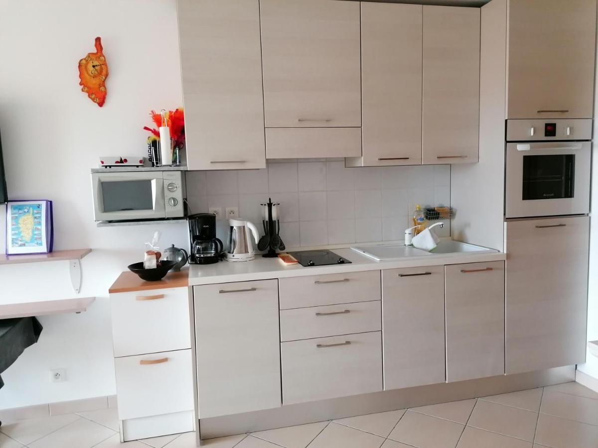 Appartement Residence Les Eucalyptus LʼÎle-Rousse Dış mekan fotoğraf